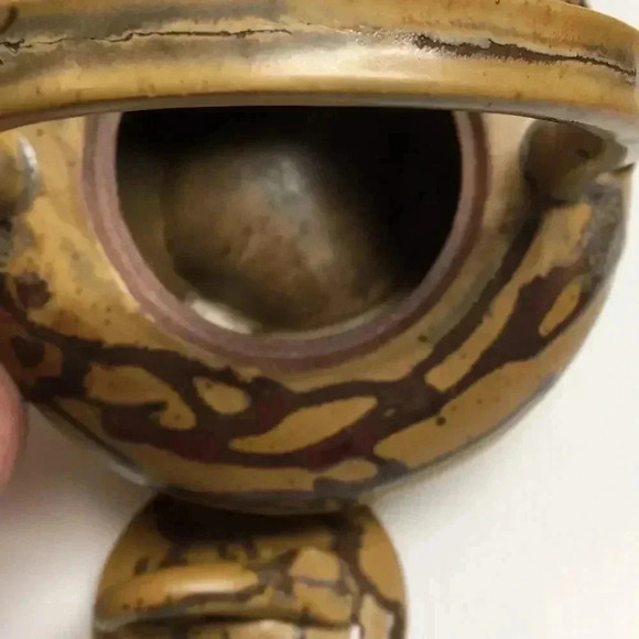 Signed hand crafted teapot primitive fashioned - Picture 6 of 9